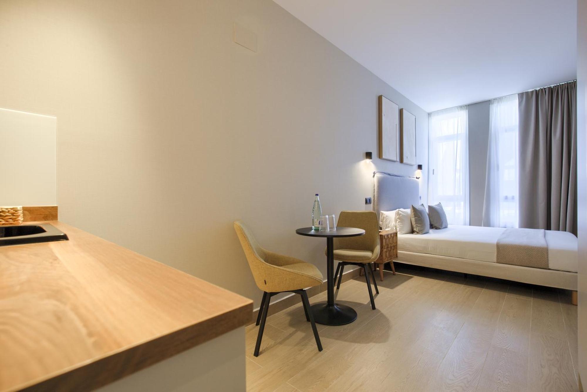 Dobo Madrid Murillo Quarto foto