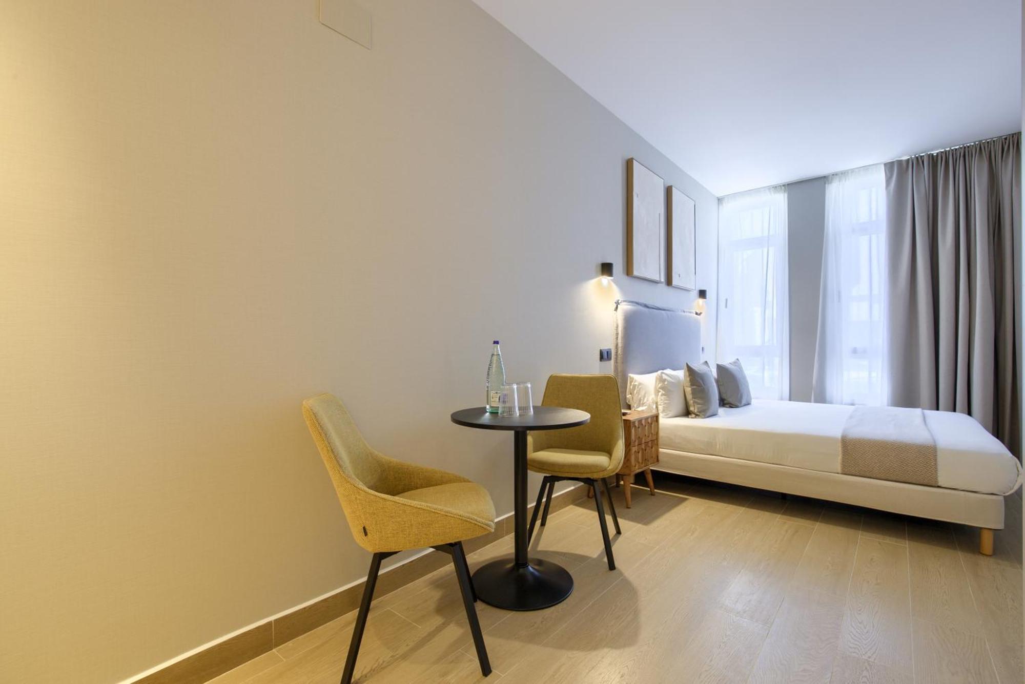 Dobo Madrid Murillo Quarto foto