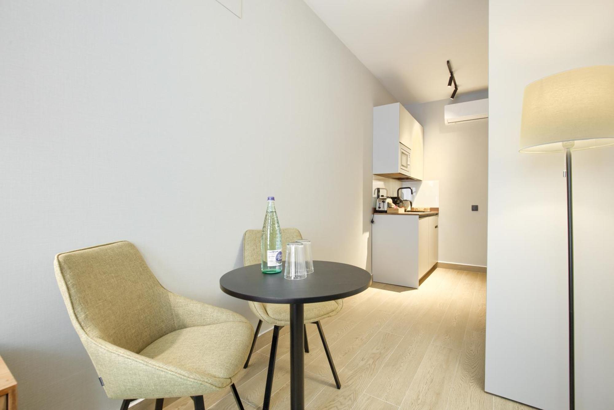 Dobo Madrid Murillo Quarto foto